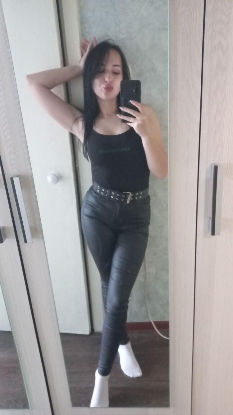  46153936  , 27 ,    
