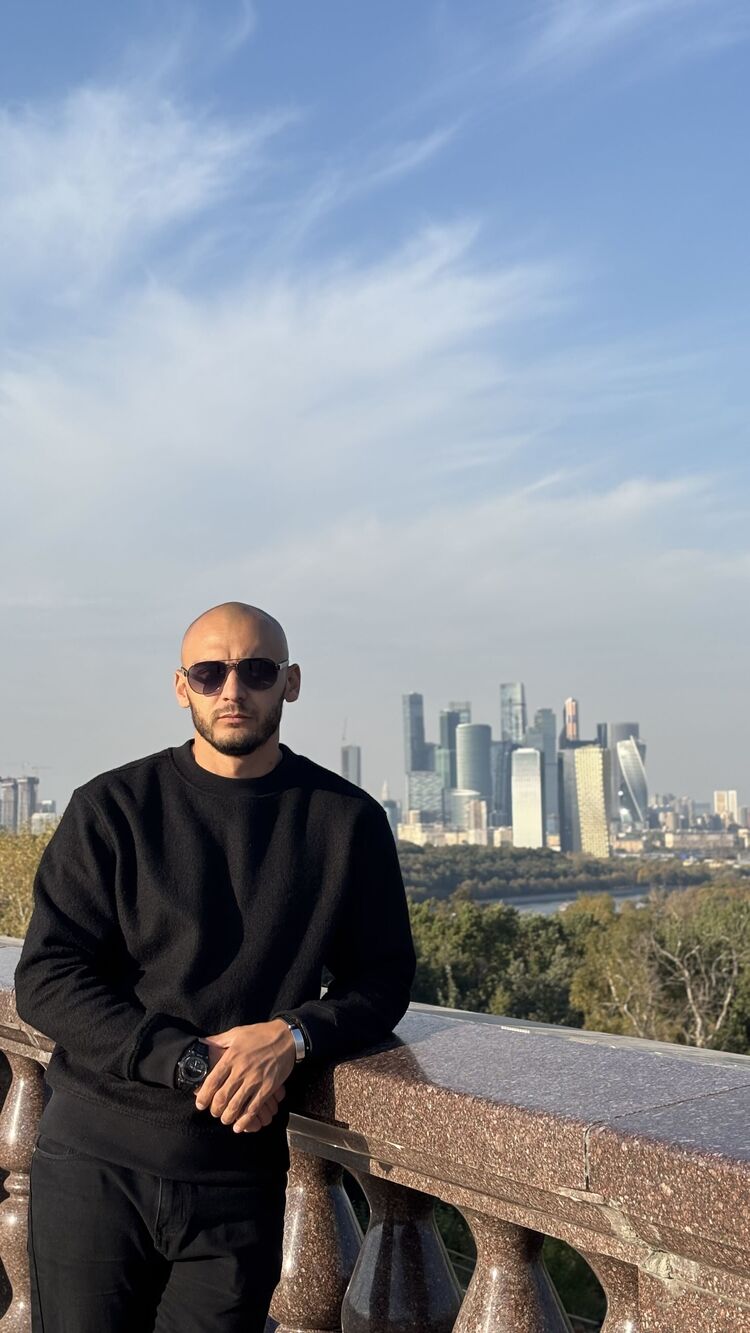  53554406  Pavel, 33 ,    