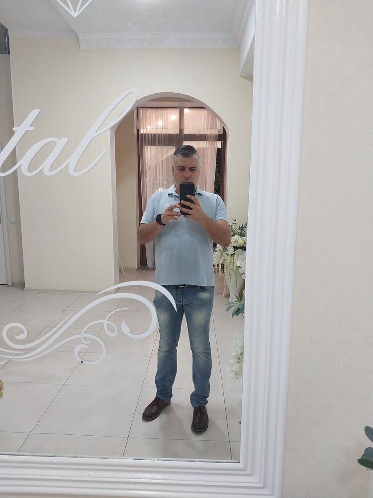  42996066  Petru, 41 ,    