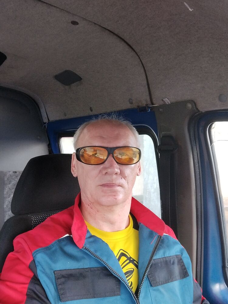  39962256  , 51 ,    