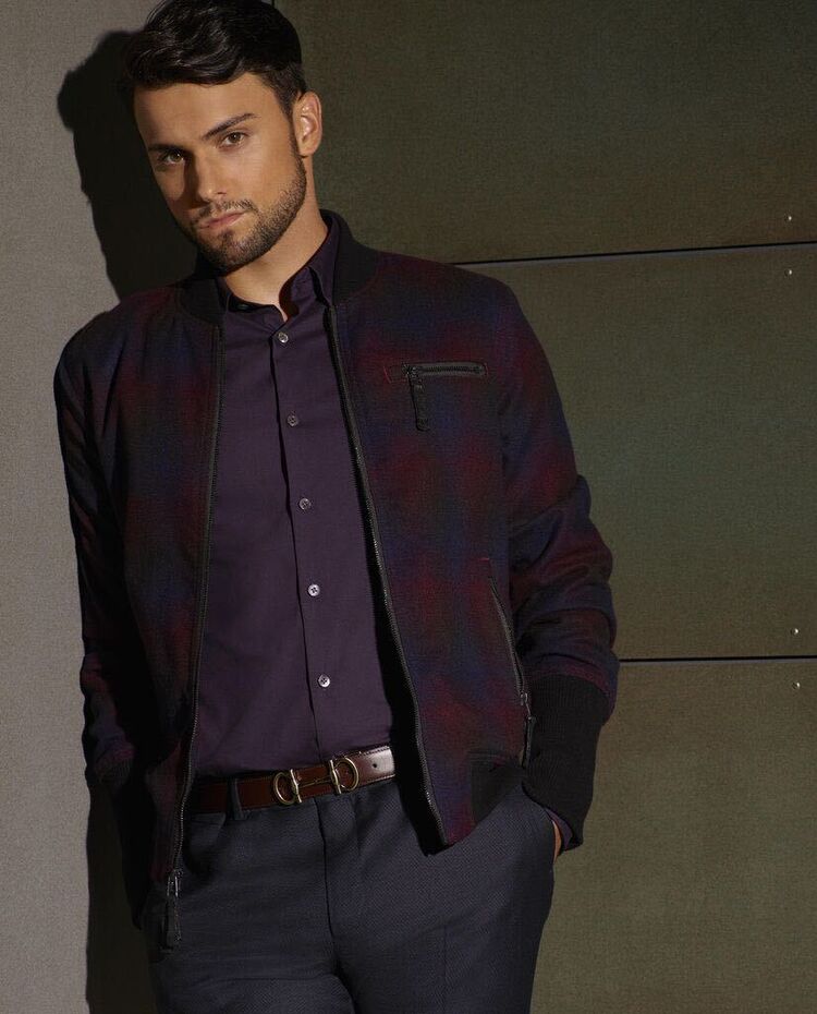  51569406  Leo, 35 ,    Palais-Bourbon