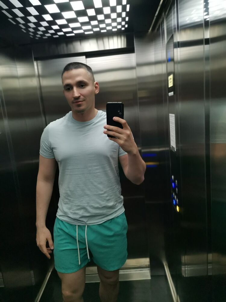 43683856  , 34 ,    