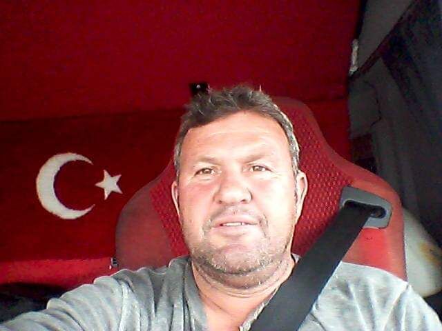  43425236  Okkes, 54 ,    