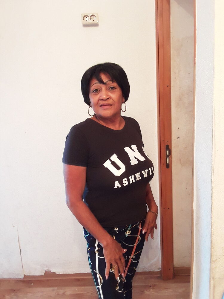  ,   Ines, 63 ,   ,   
