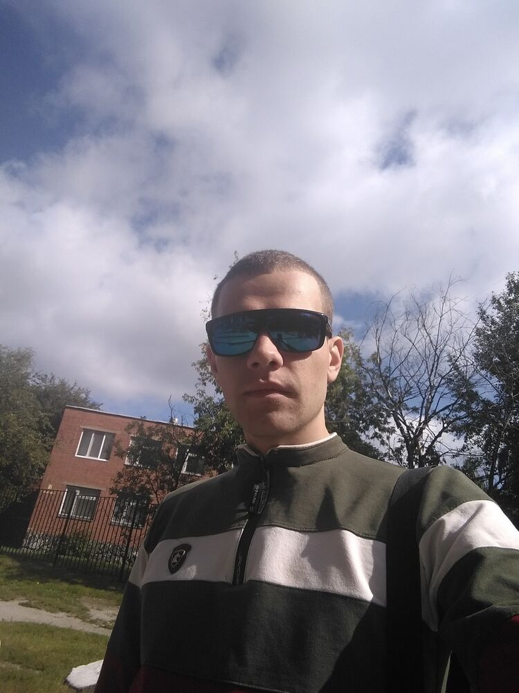  19046776  , 32 ,    