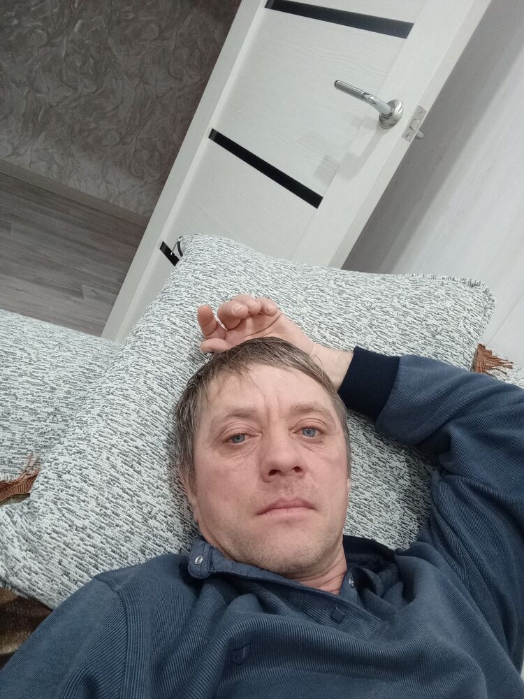  48583046  , 39 ,    