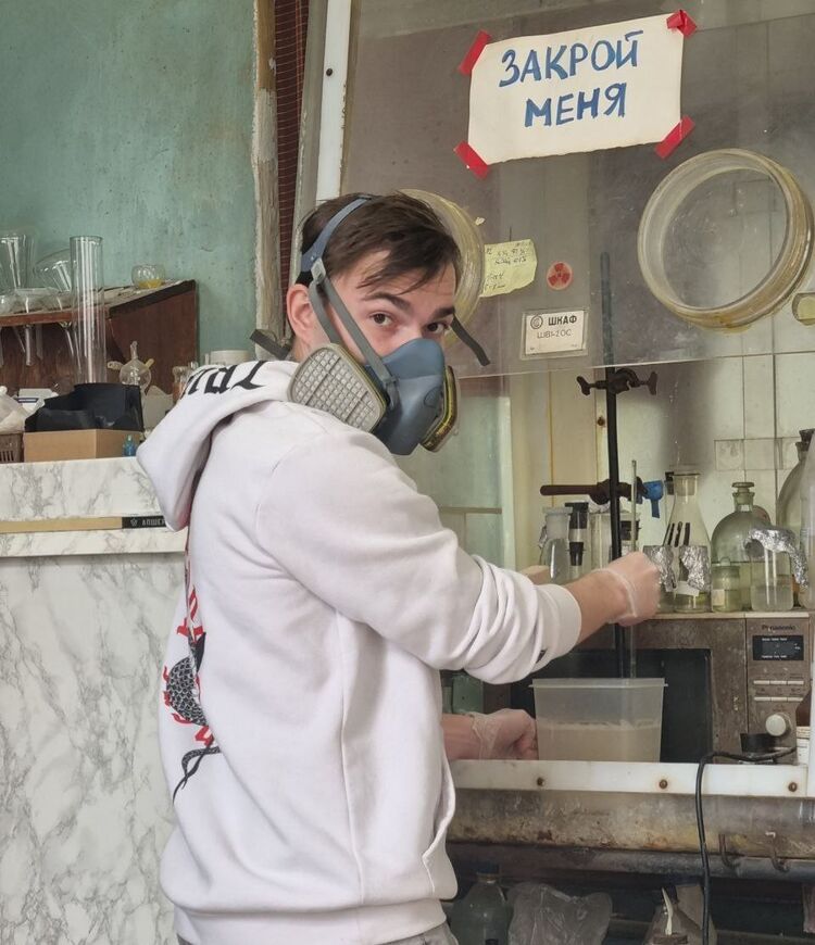  -,   , 24 ,   ,   