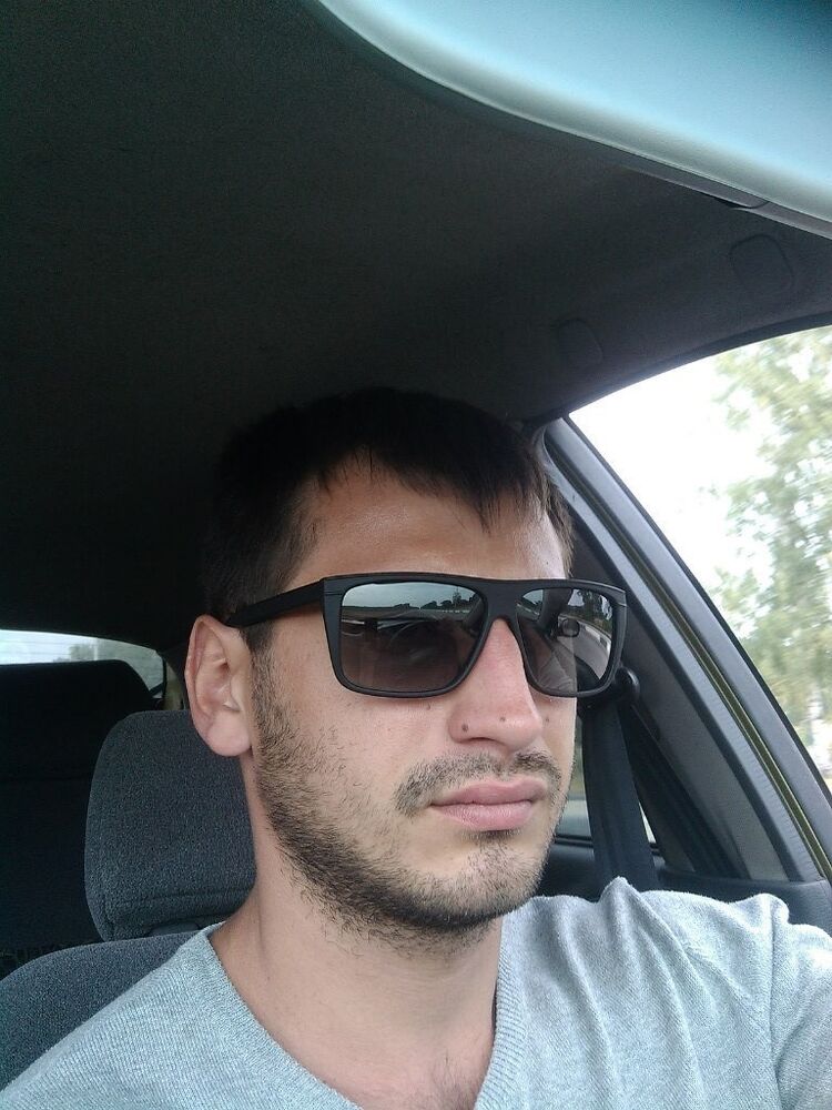  ,   E, 37 ,     , c 