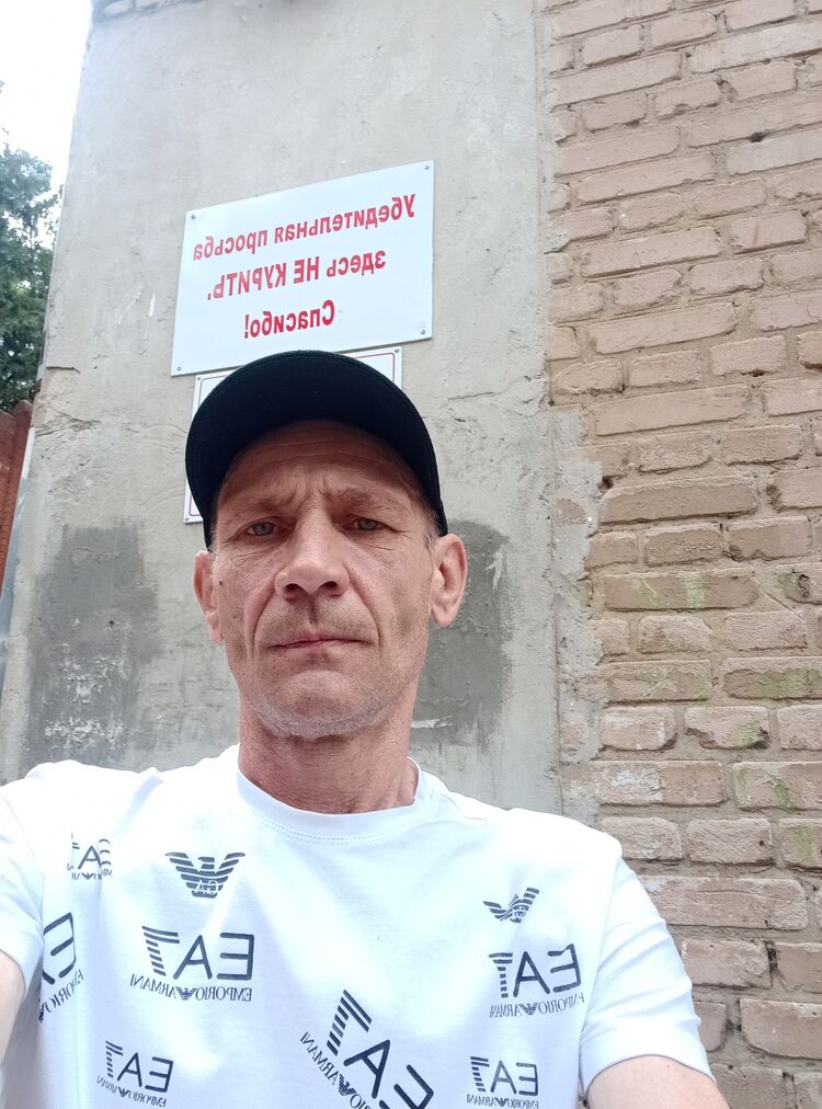  50391086  Viktor, 45 ,    