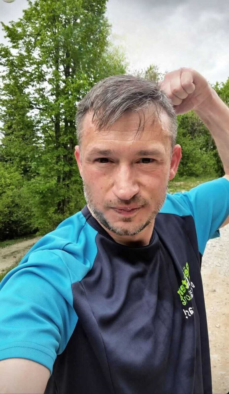  46950836  Alex Larry, 45 ,    Frankfurt Am Main