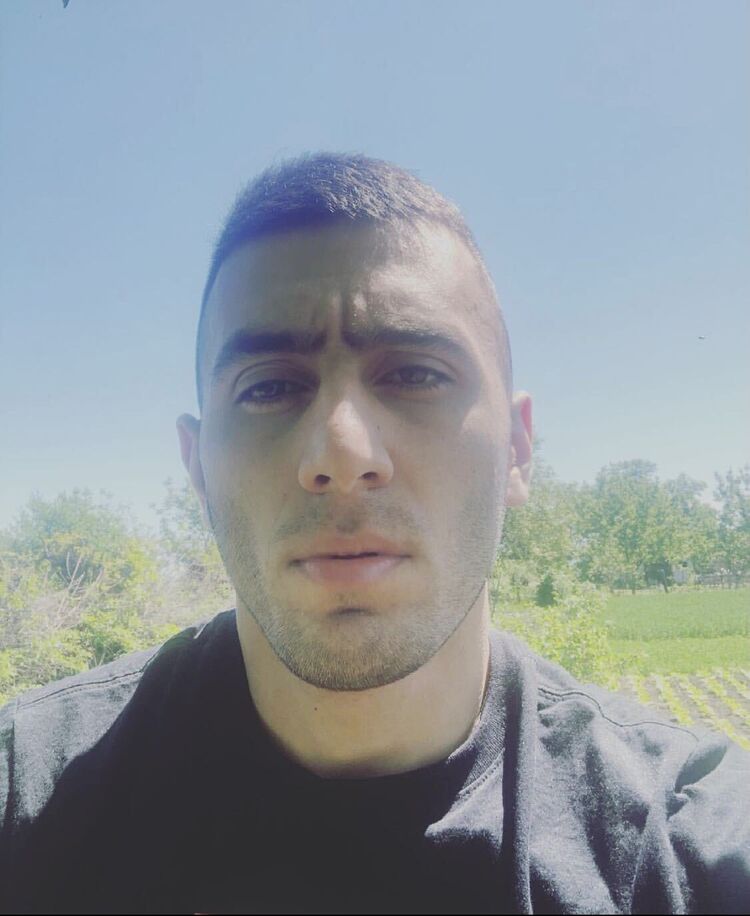  27680616  , 25 ,    -