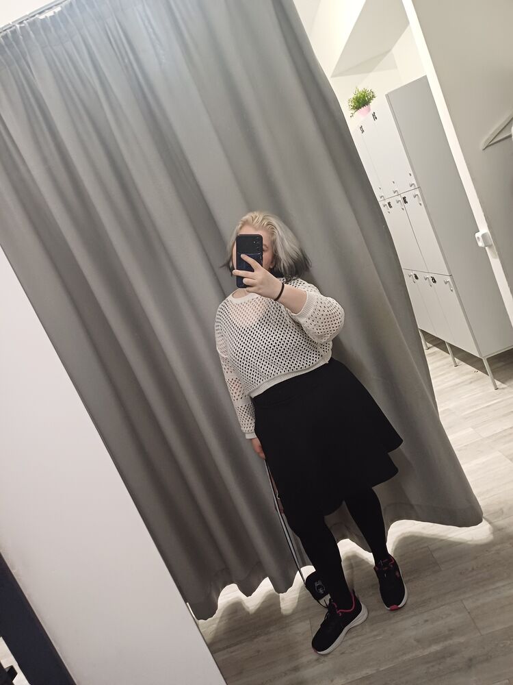  48773446  , 20 ,    