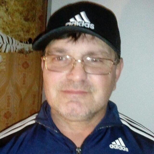  ,   Oleg, 60 ,   