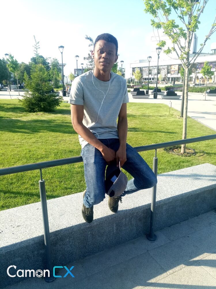  18897686  Soultane, 32 ,    