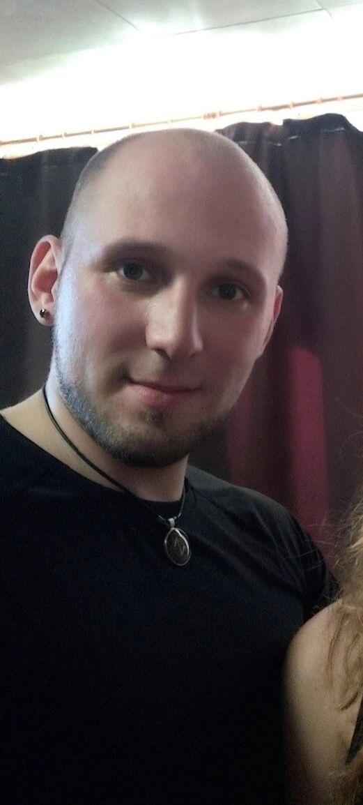  ,   Petr, 33 ,   ,   , c , 