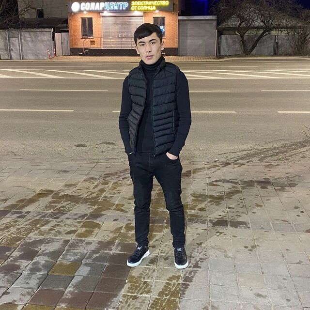  52933956  Abduqayum, 24 ,    