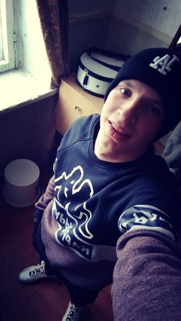  33690366  , 23 ,    