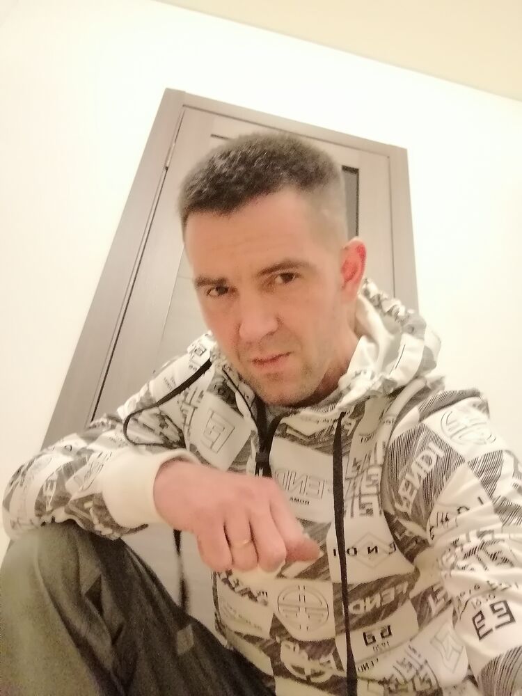  44490566  , 39 ,    