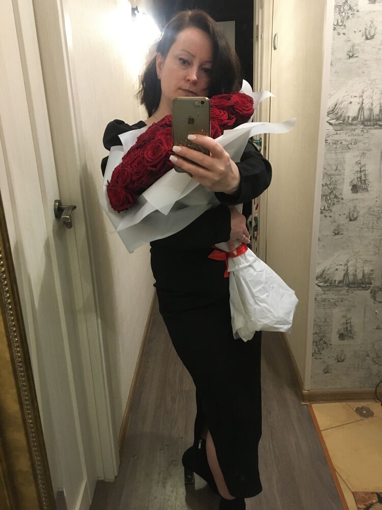  ,   Marina, 48 ,   ,   