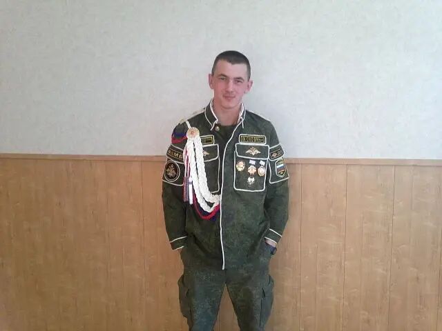  44503466  , 33 ,    