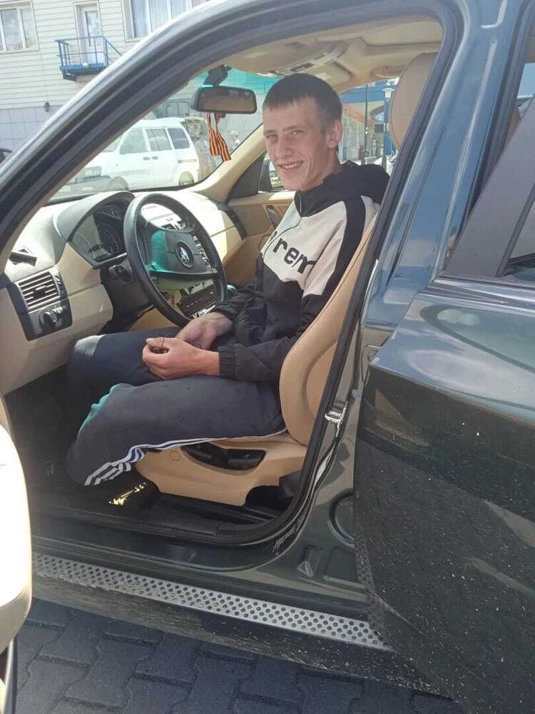  48624936  Anatoly, 26 ,    
