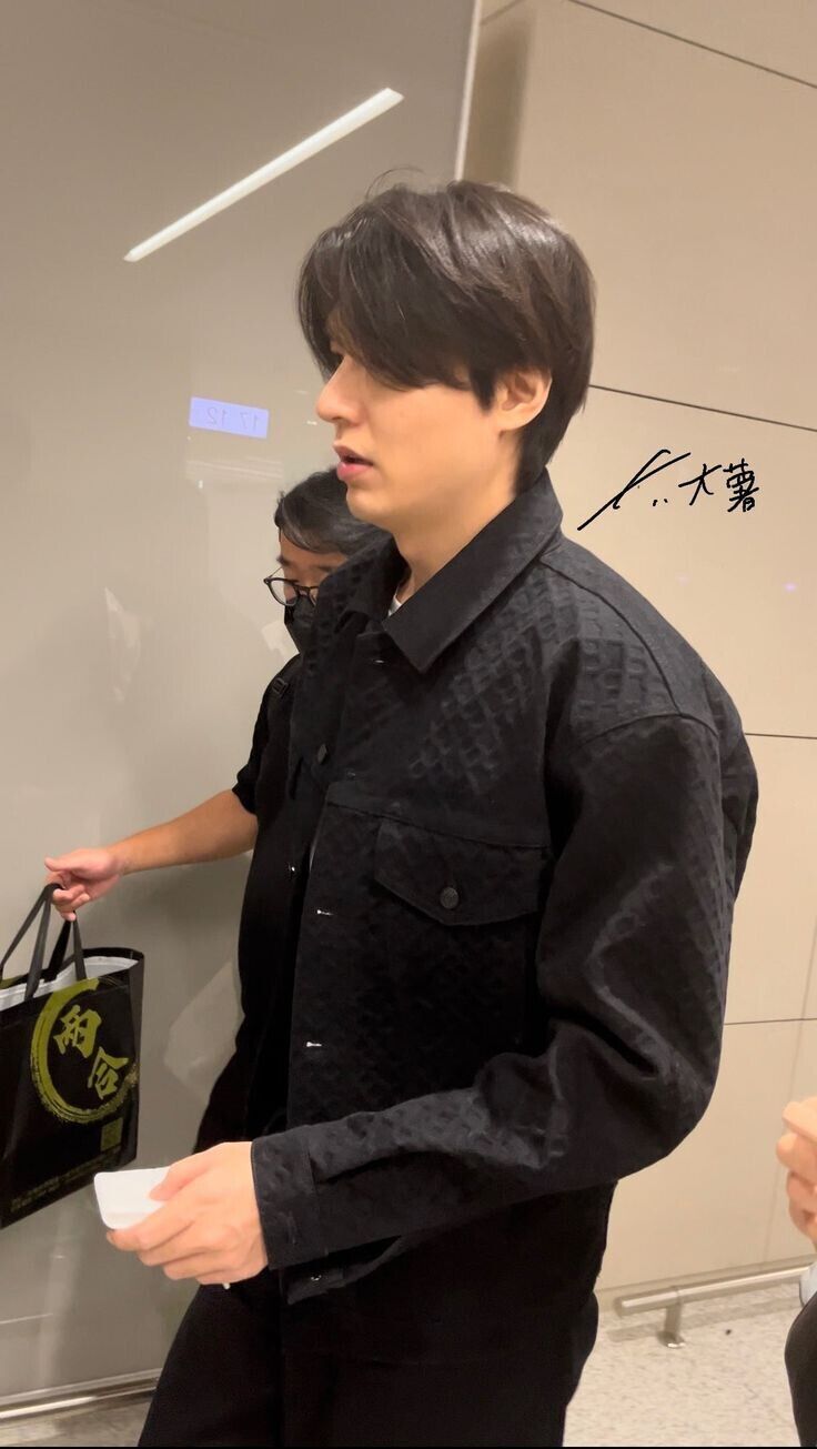  46178626  Lee Minho, 45 ,    
