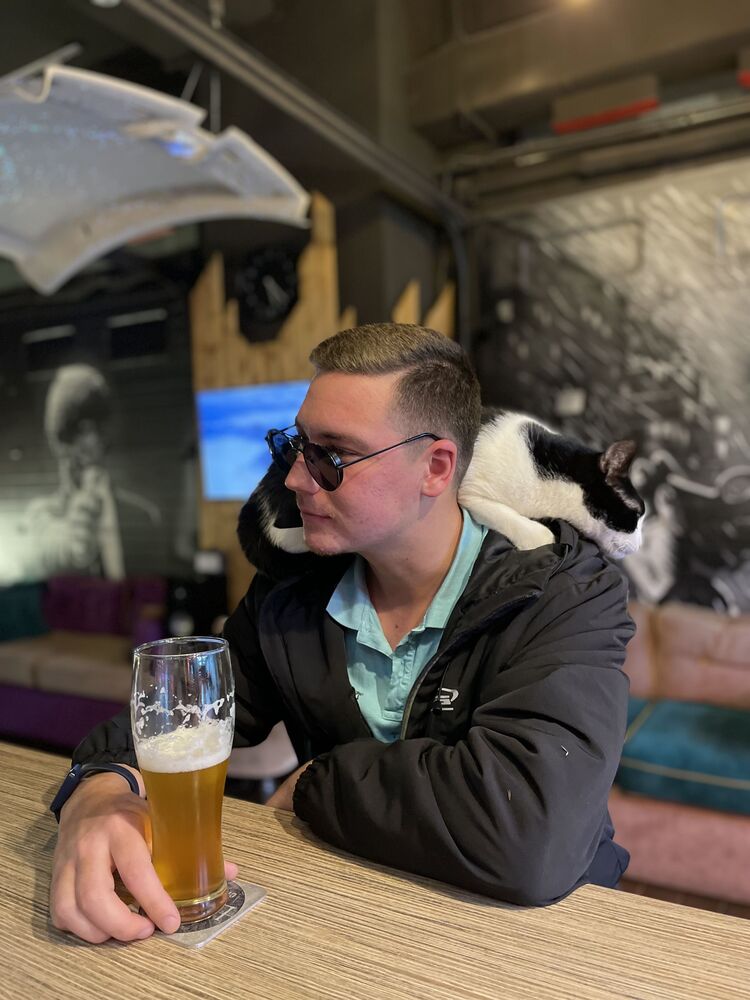  33105556  Danila, 26 ,    