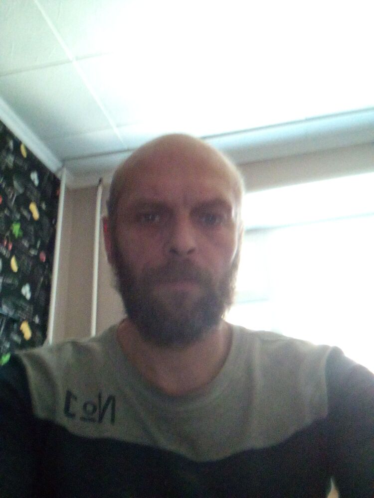  43846296  , 44 ,    