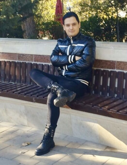  ,   ROLF, 42 ,     , c 