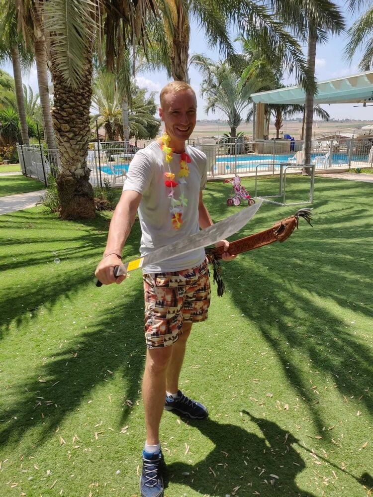  Rishon LeZiyyon,   , 43 ,   ,   , c 