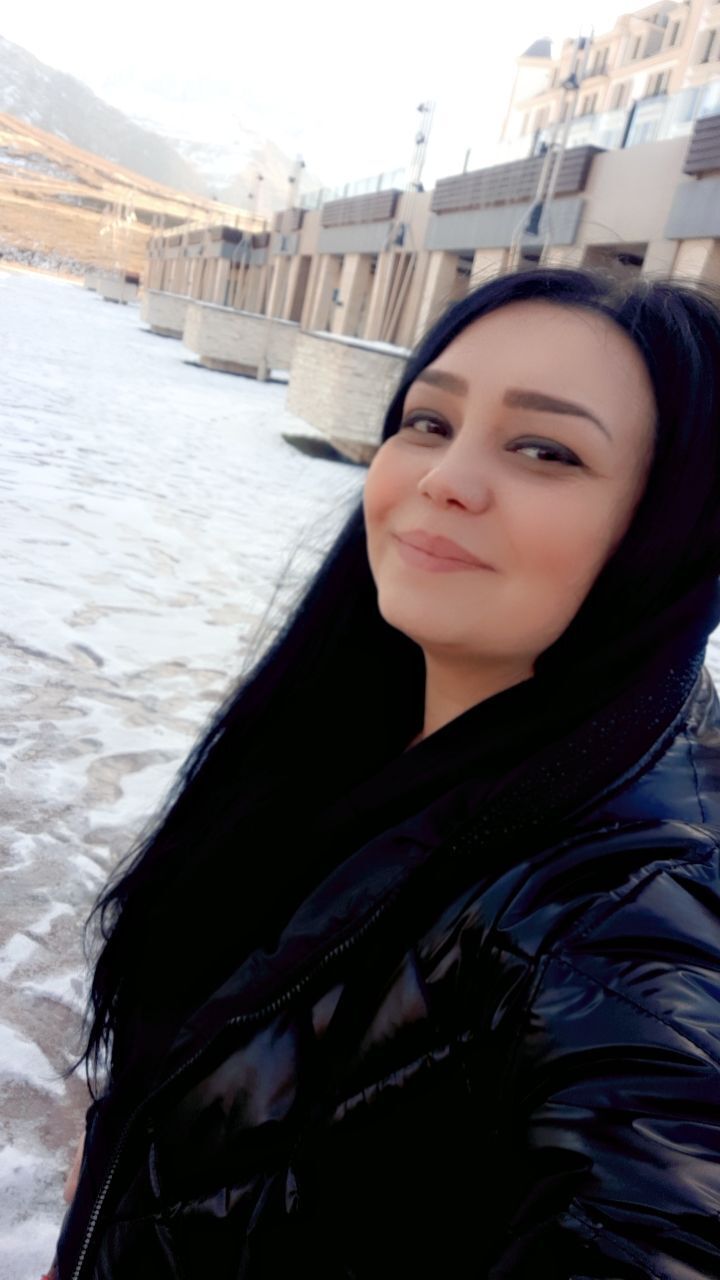  53620486  Nara, 38 ,    