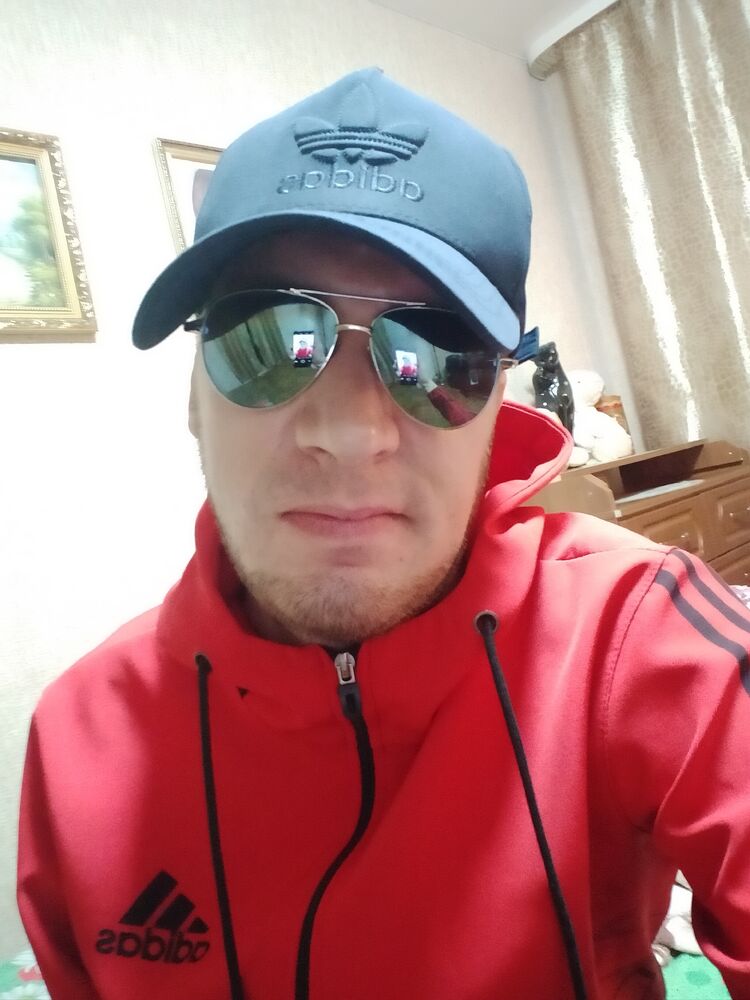  38085996   , 33 ,    
