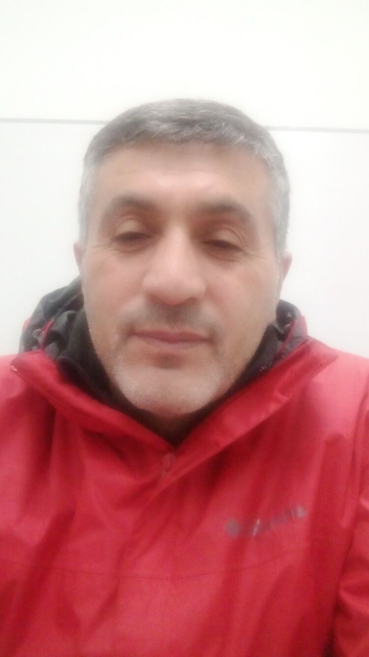  34017676  Mehmet, 49 ,    