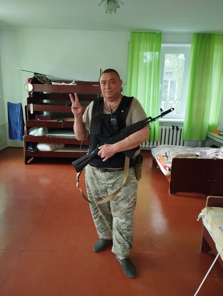  ,   Sergey, 49 ,   ,   