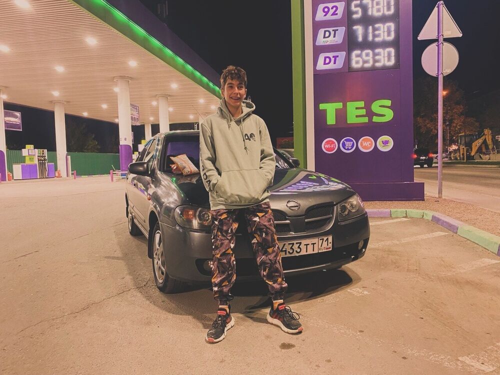  ,   , 19 ,     , c 