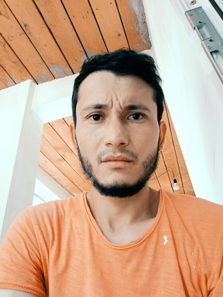  29434176  Ismail, 29 ,    