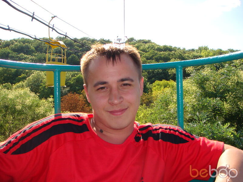  ,   Alex jo, 37 ,   