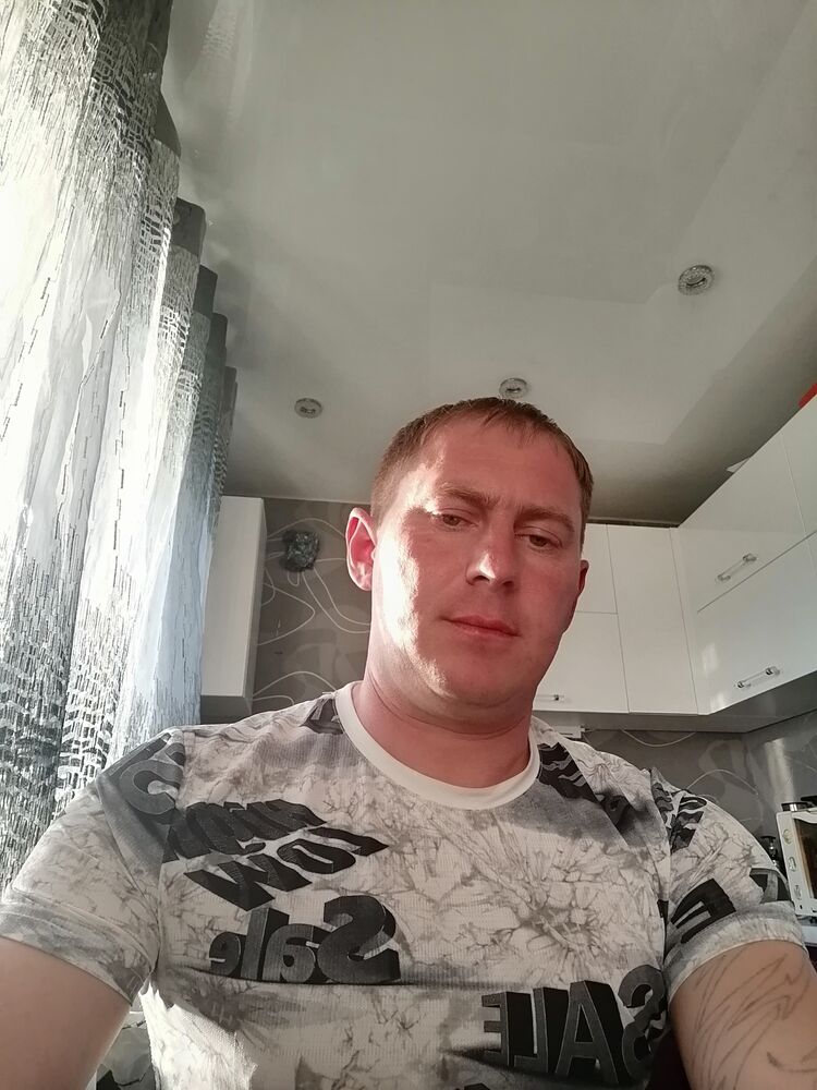  ,   Dmitrii, 38 ,   ,   