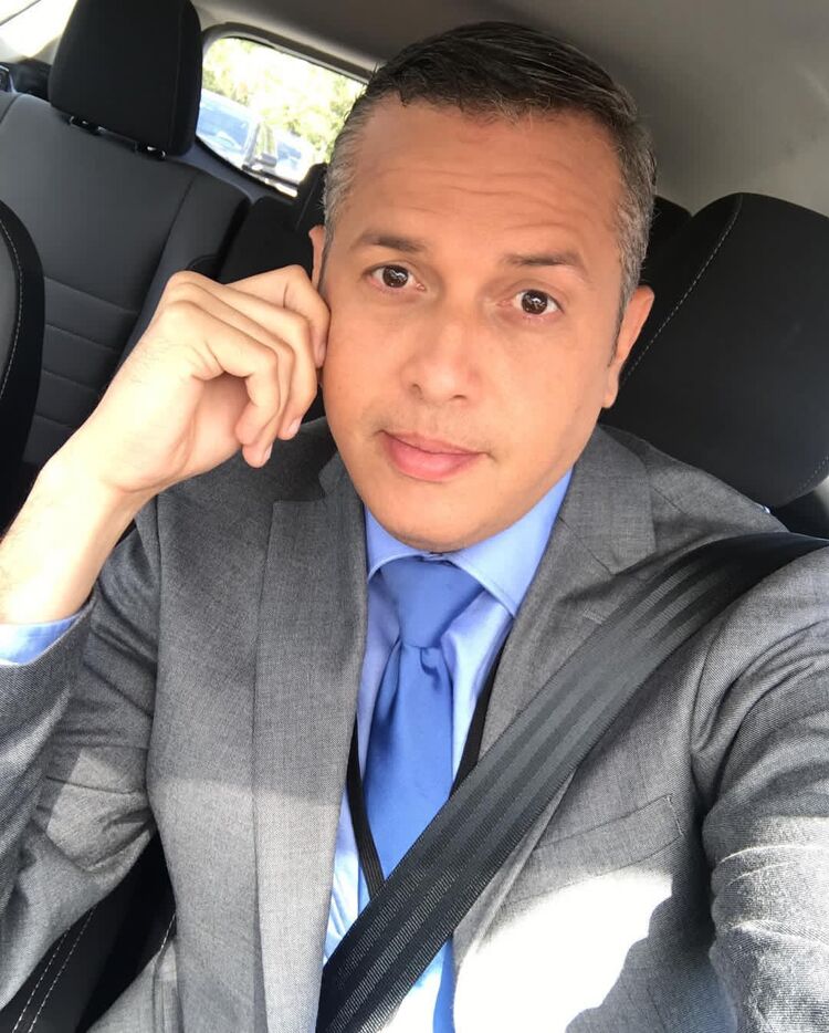  44649856  Kiril Petkov, 57 ,    Svoge