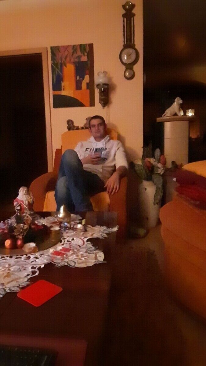 Kassel,   , 34 ,   c 