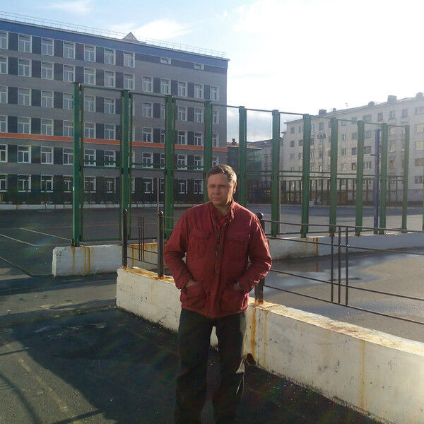  8342536  Oleg, 55 ,    