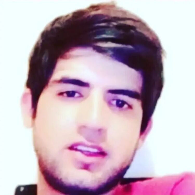  ,   Amir, 25 ,   ,   