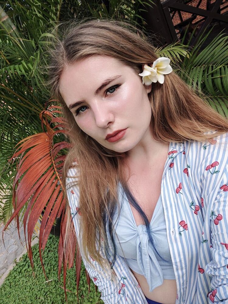  29627076  Volva, 27 ,    