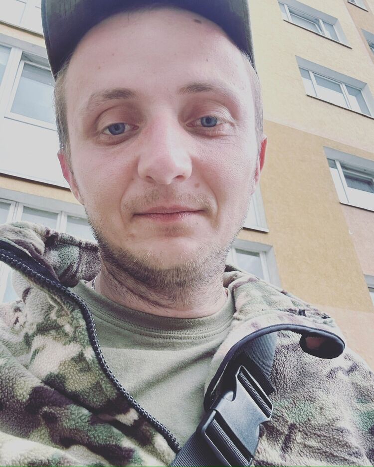  53089826  , 33 ,    