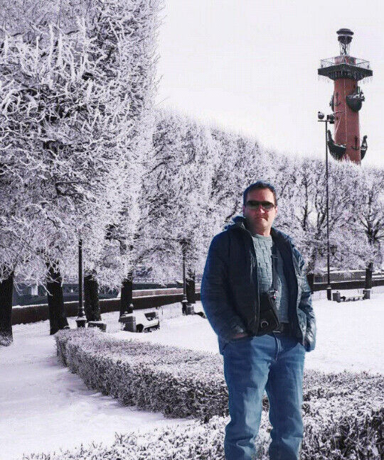  22340146  Milan, 48 ,    