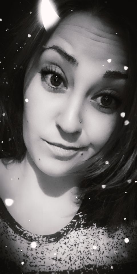  ,   Darina, 31 ,   c 