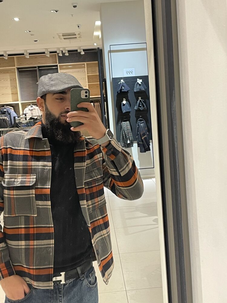  39624716  Halid, 30 ,    