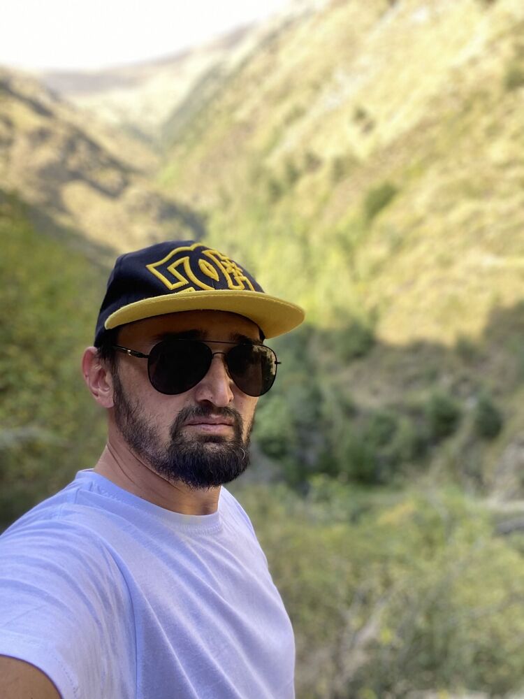  30965086  Adam, 38 ,    