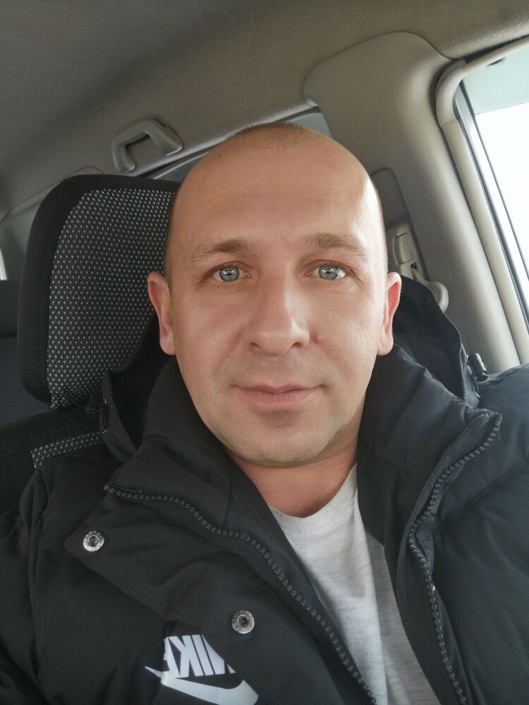  39210666  , 42 ,    
