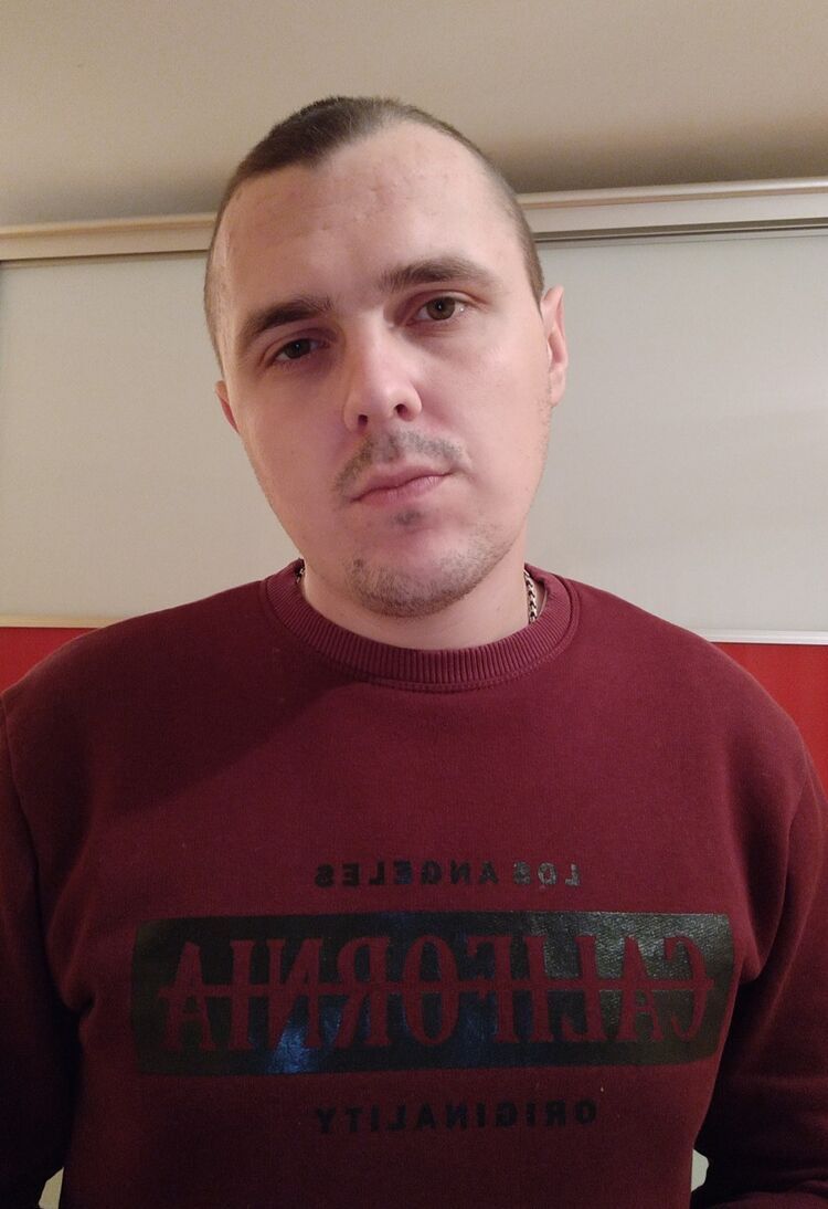  15788776  Oleg, 32 ,    